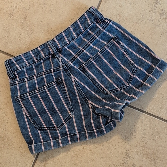 PacSun Striped Red White Blue Denim Jean Mom Short - Size 24 - Picture 4 of 12